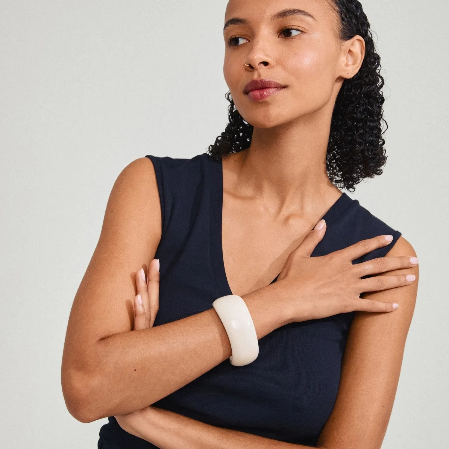 Aase Maxi Bangle | White