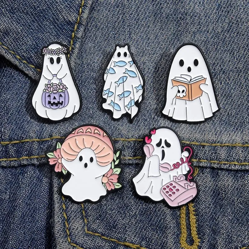 Halloween Cute Ghost Enamel Pins for Backpacks Enamel Brooches Button Kawaii Accessories Novelty Cartoon Animal Funny Lovely Lapel Badges Clothing Bags Jackets for Women Girl Boy Men