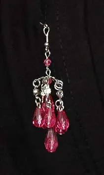 Lustre Hijab Pin in #7 Magenta