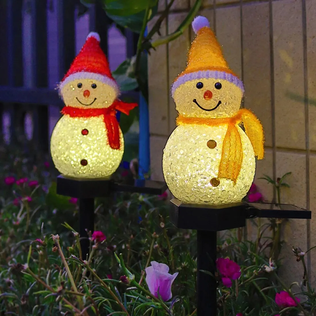 SnowLight Snowman Solar Christmas Lights Outdoor Decoration