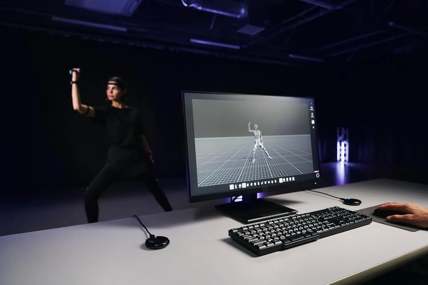 Sony mocopi 3D Mobile Motion Capture for VR and 3D Content Creation, Pro Kit Includes 2 Sets of mocopi Main Unit, 2 QM-PR1 receivers and 1 Pair of QM-PB1 Bands