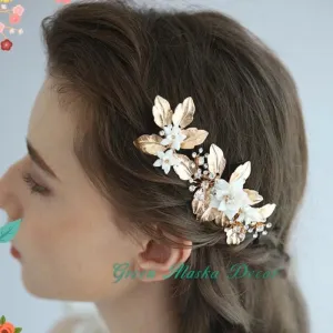 V141. gold white clay flowers hair comb hair pins for wedding brides bridesmaids