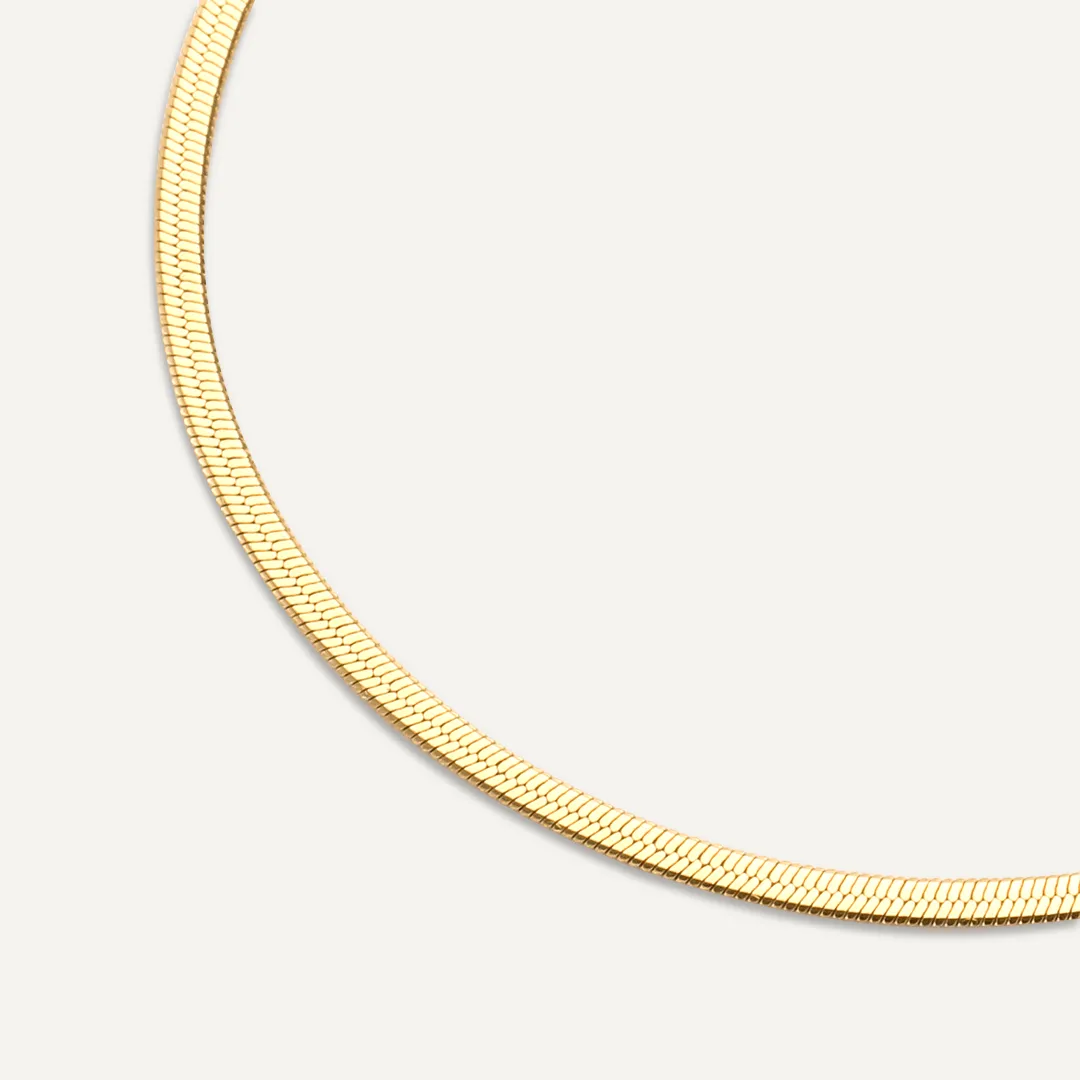 Vibes | Subtle Glow Clasp Bracelet | 18K Gold-Plated